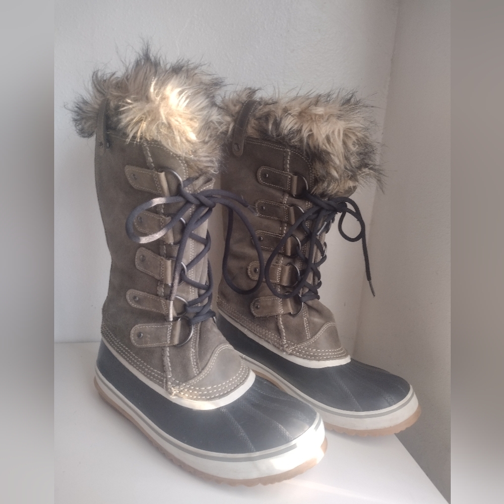 Sorel Joan Artic Waterproof Boots | size 10.5